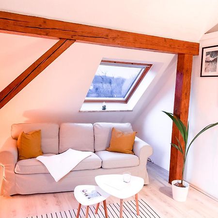 Stilvolle Dachgeschosswohnung In Duesternbrook Kiel Exterior foto